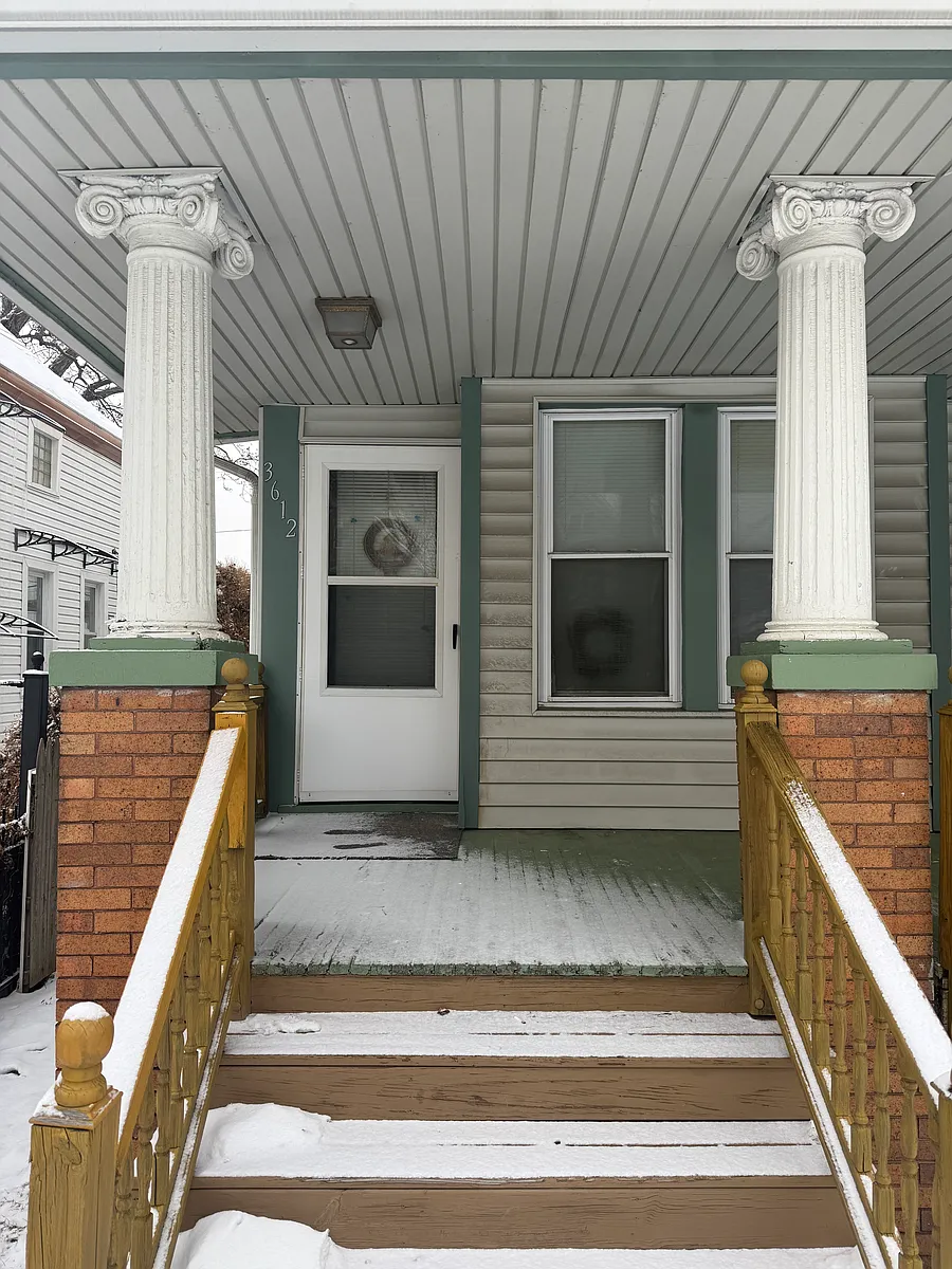 Building Photo - 3612 Riverside Ave #2