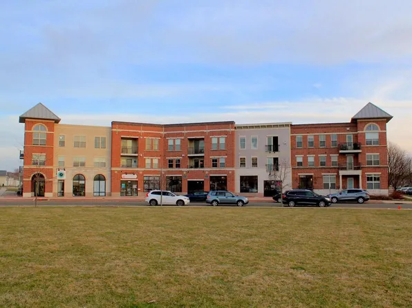 2581 Smith's Crossing #312, Sun Prairie, WI 53590