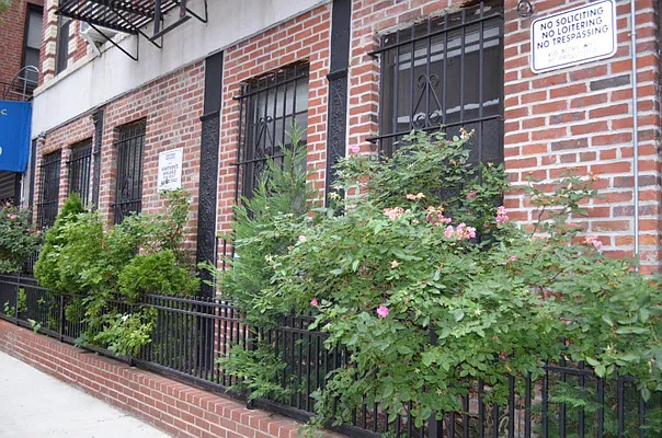Rented by Charles Coutinho LLC | media 22