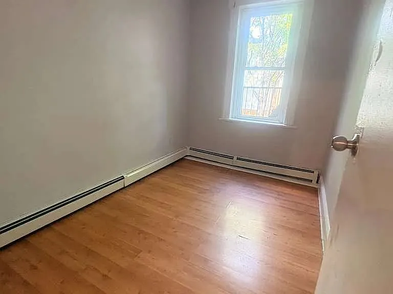 331 E Jersey St #B — Photo 5