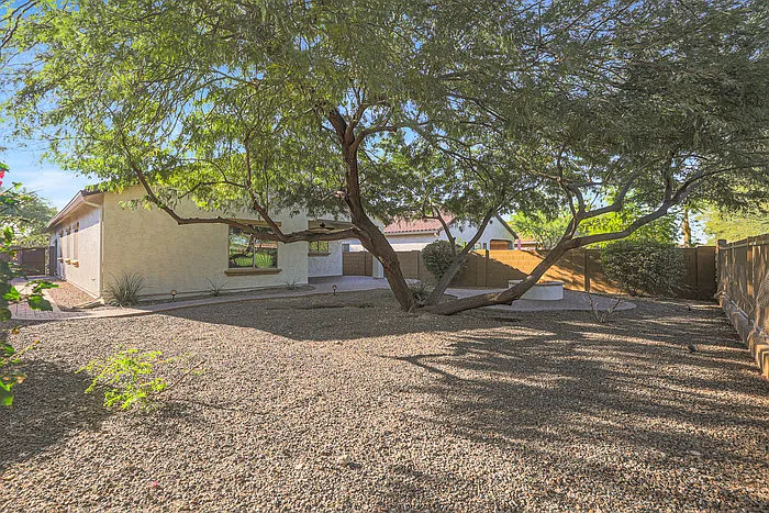 1622 W Big Oak St — Photo 32