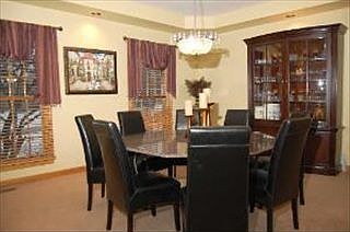 3rd image of 3504 Royal Woods Dr