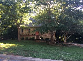 442 Kings Hill Ct, Lawrenceville, GA 30045