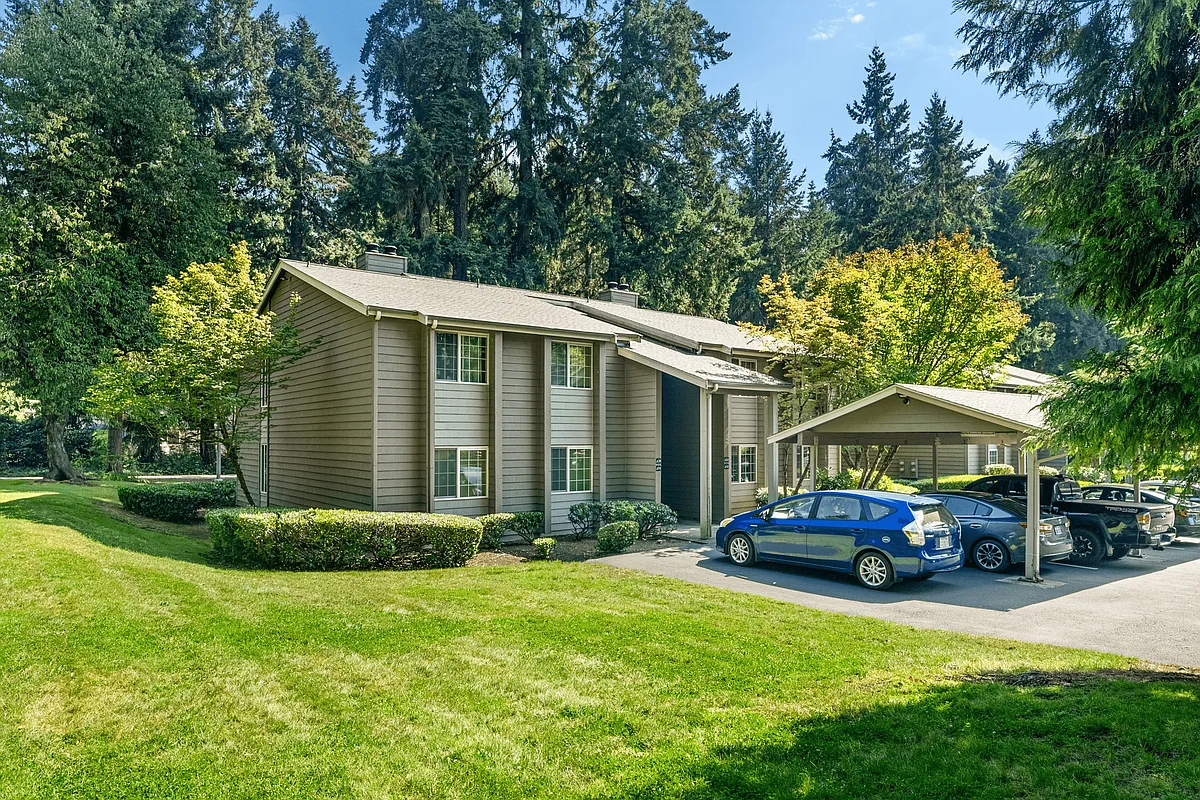 Comfortable living, surrounded by nature. - Sunset Gardens Apartments