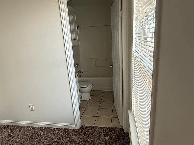106 Blue Dr — Photo 10