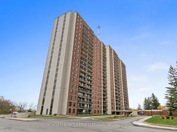 665 Bathgate Dr #2002, Ottawa, ON K1K 3Y4