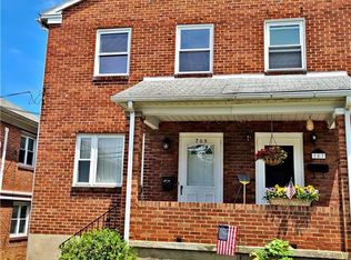 705 S Lynn St, Fountain Hill, PA