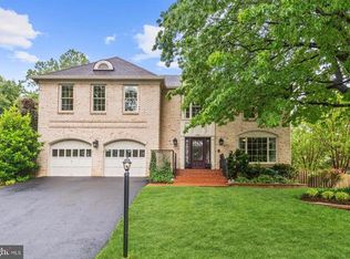 430 W St NW, Vienna, VA 22180