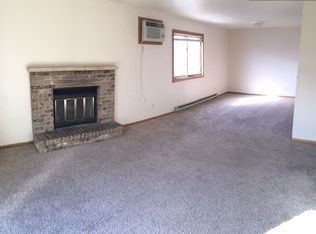 2540 18th St S APT 202, Fargo, ND 58103