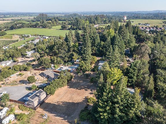 3rd image of 5765 Cuneo Court