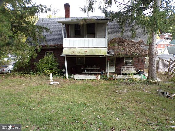 5th image of 908 Harding Ave