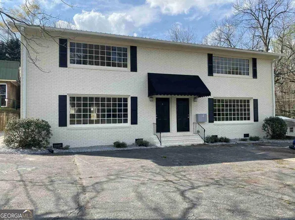 95 N Jackson St, Hartwell, GA