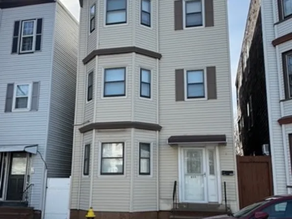 855 Saratoga St, East Boston, MA 02128