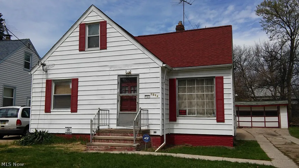 3894 Brookside Blvd photo 1