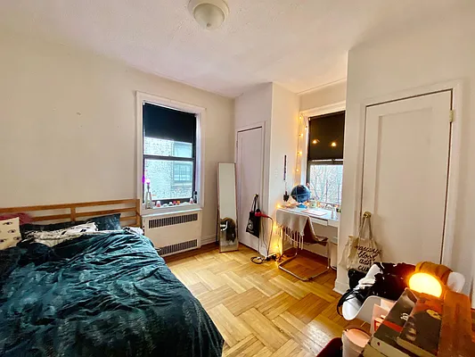 Rented by Lang Realty LLC | media 8