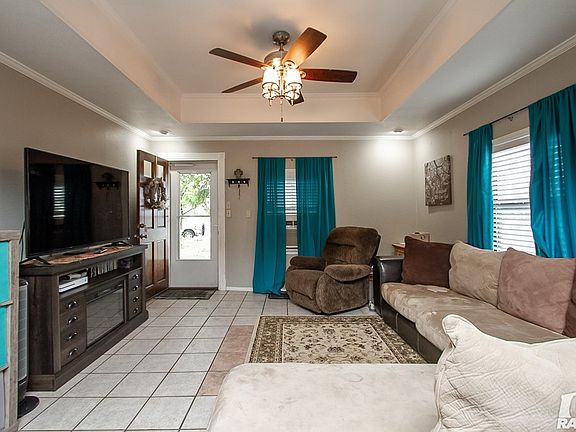 4th image of 618 E Highland Blvd