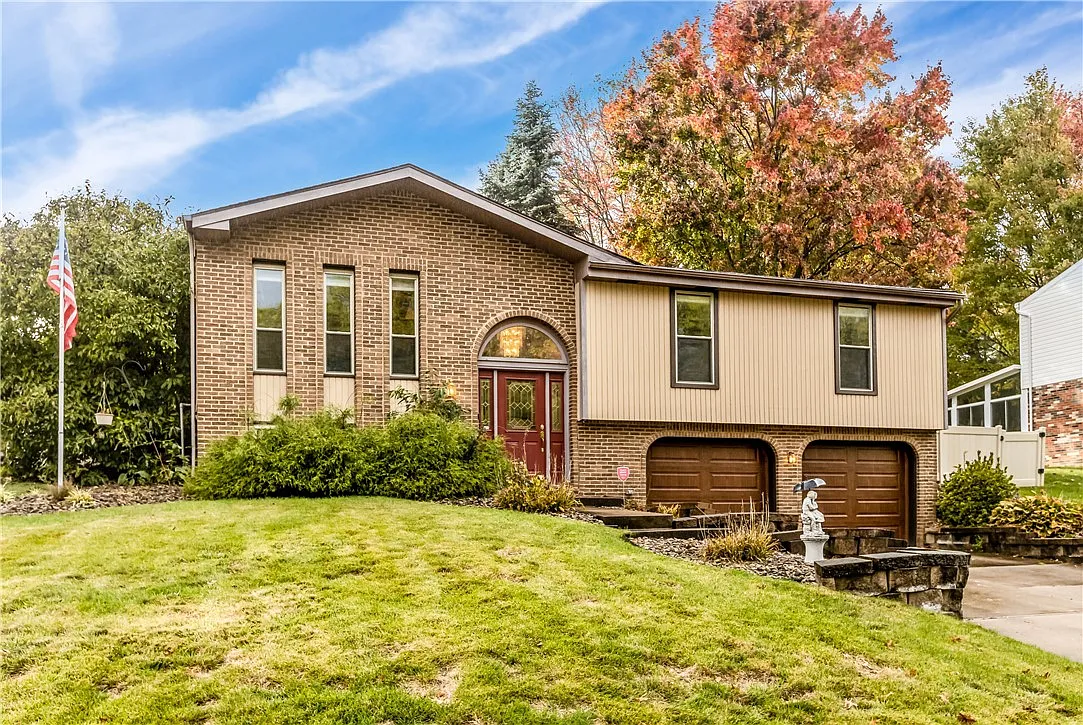 4826 Spring Valley Dr photo 1