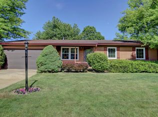 2708 Summit Ct, Urbana, IL 61802