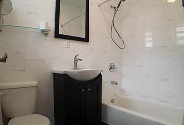 Rented by Empire Deeds LLC 