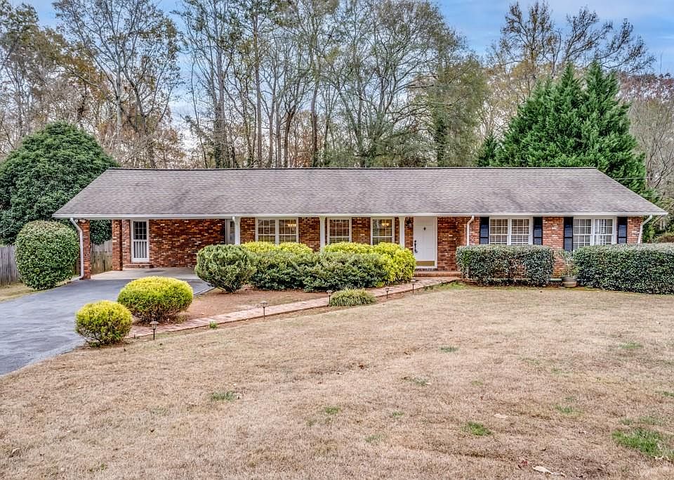 1st image of 2744 Octavia Ln