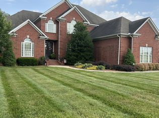 1001 Glastonbury Way, Murfreesboro, TN 37129