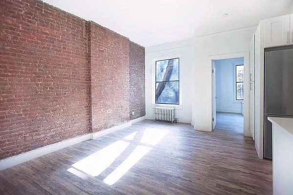 Rented by Bohemia Realty Group | media 7