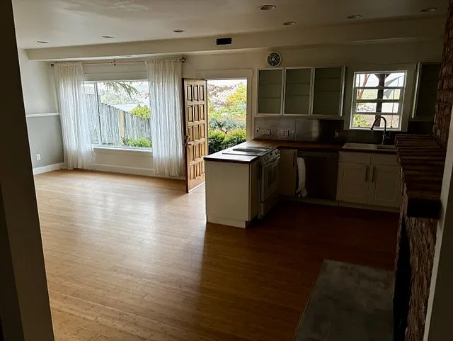 Big open living room and kitchen