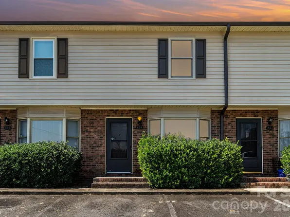 434 Stoneycreek Ln, Rock Hill, SC 29730
