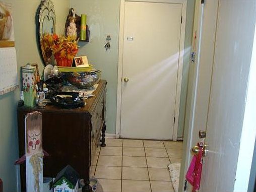 4th image of 5129 Woodcrest Dr