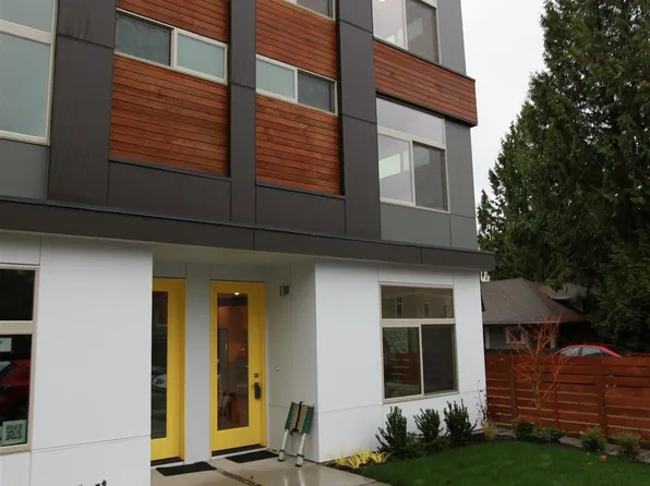 4114B Linden Ave N, Seattle, WA 98103