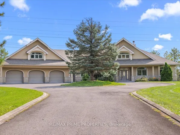 1435 Shalom St, Ottawa, ON K4C 1E2