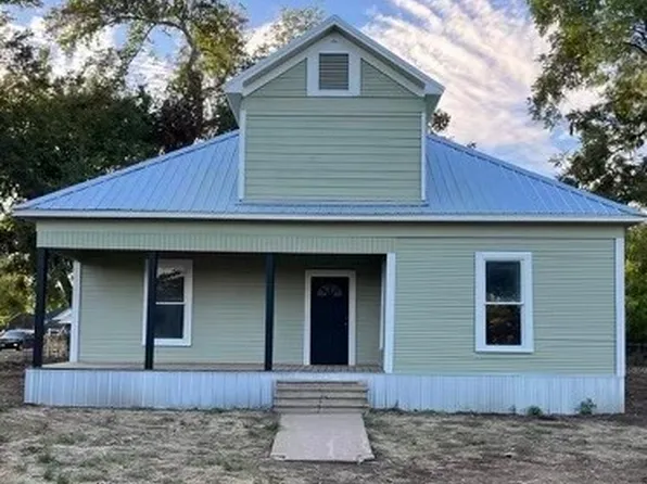 102 E Redbud Ln, Gause, TX 77857
