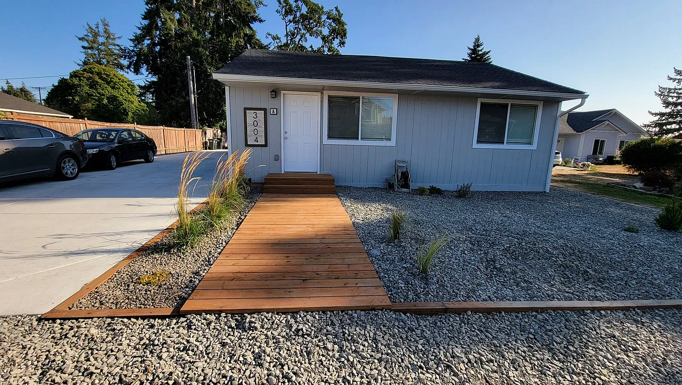 2 bed, 750 sqft, $1,875 — Photo 1