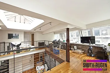 Rented by R New York