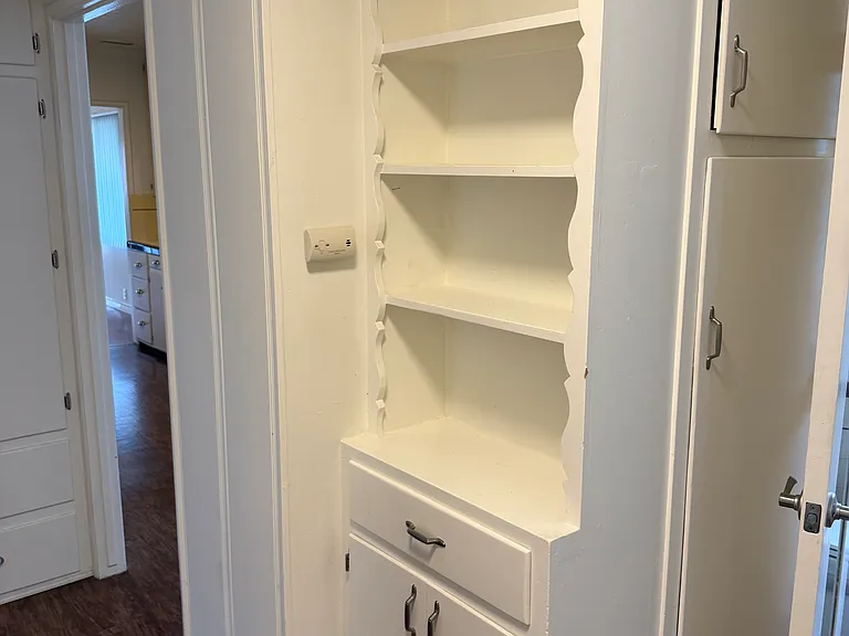 308 E Amerige Ave #0 — Photo 13