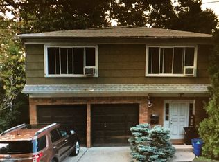 11 Purcell St #2, Staten Island, NY 10310