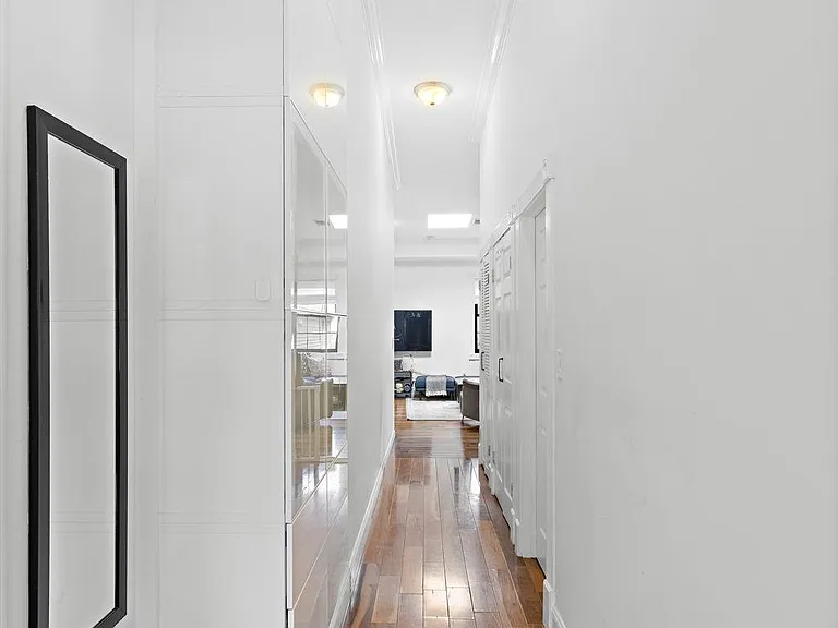 65 Webster Ave #3 — Photo 8