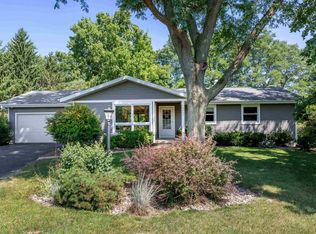 4664 Hawthorne Ct, Middleton, WI 53562