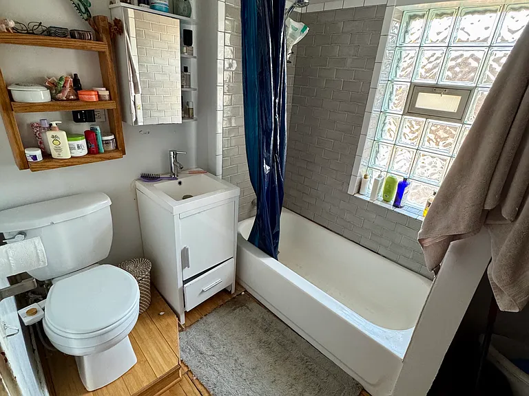3131 N Bernard St #3 — Photo 5