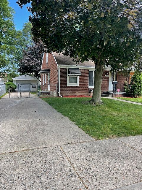 1st image of 23088 Brittany Ave