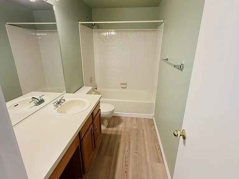 8061 Scarborough Dr — Photo 47