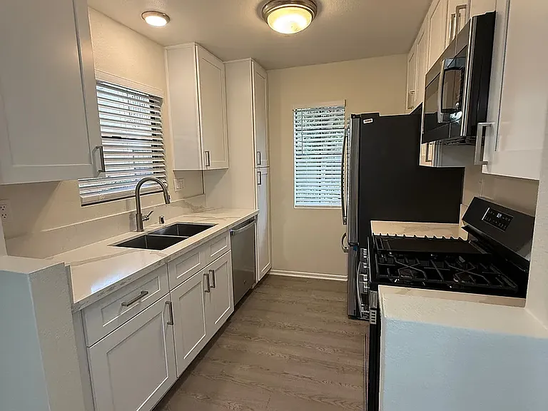 10371 Azuaga St #151 — Photo 5