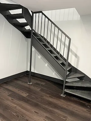 Rented by Delmark Realty LLC | media 39