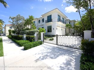 220 Brazilian Ave, Palm Beach, FL 33480