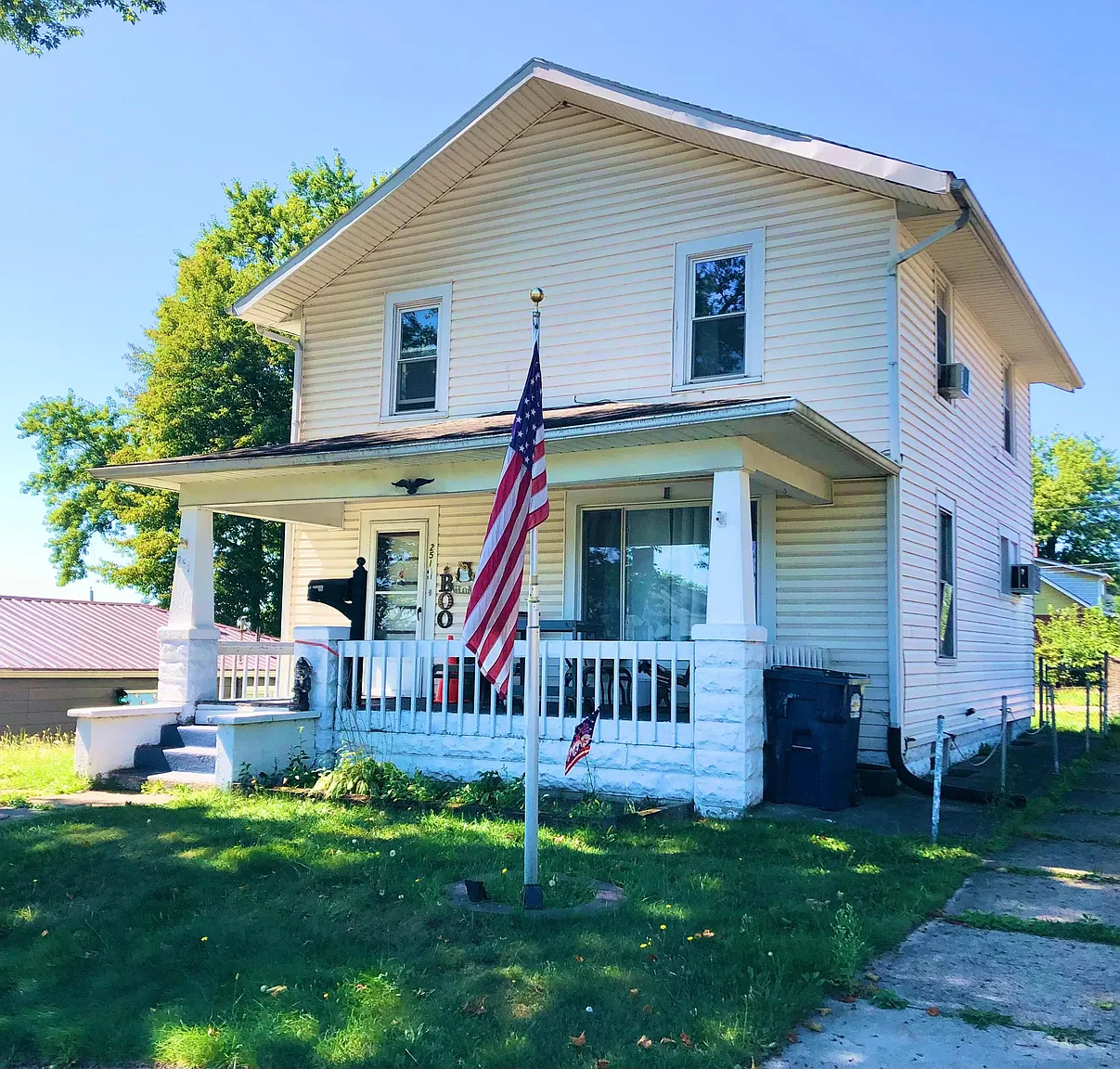 251 Hunter St photo 1
