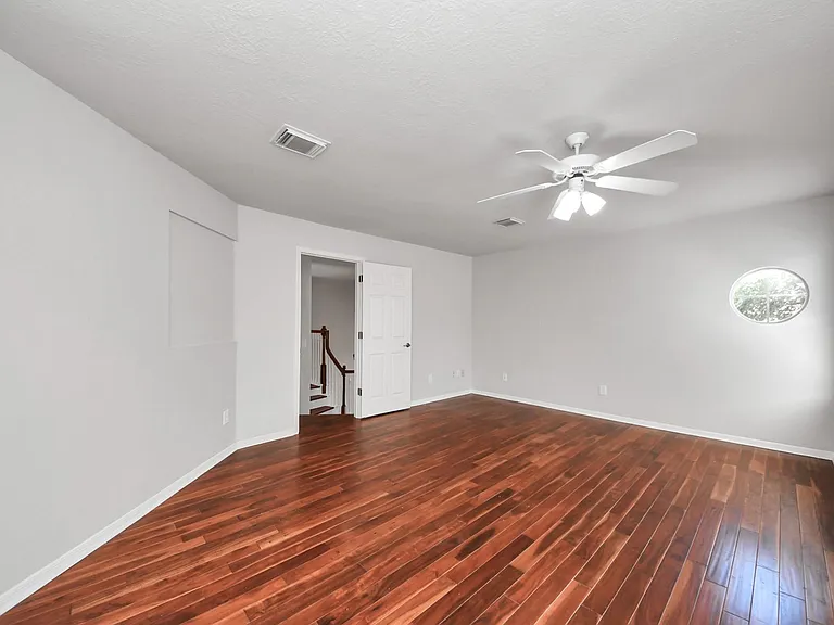 1611 Barton Creek Trl — Photo 34