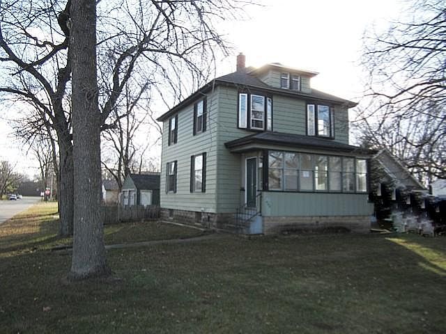 1st image of 546 W 22nd St
