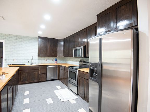 Bright Kitchen with ample workspace