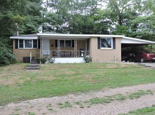 3222 N Blackstone Ave, Colon, MI 49040