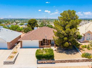 7733 Dianjou Dr, El Paso, TX 79912